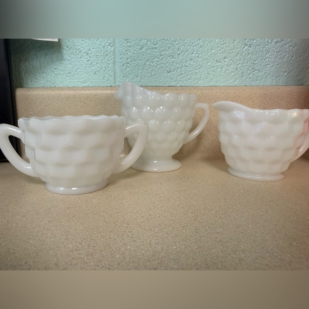 Elegant White Milk Glass Creamer and‎ Sugar Set